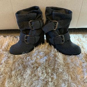 Women’s Wedge Boots